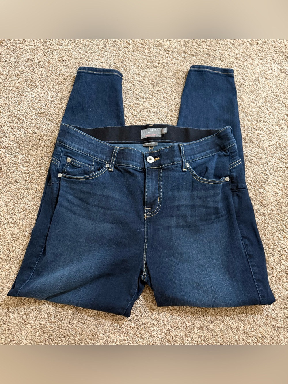 Torrid Bombshell Skinny Jeans 18R Dark Wash Premium Stretch